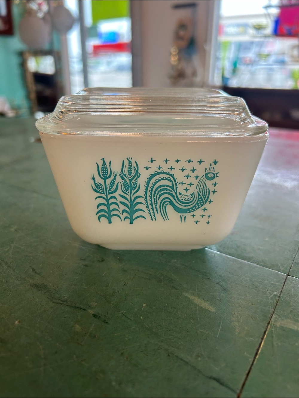 Vintage Pyrex fridge keeper Amish butterprint 501